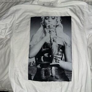 COWBOY CARTER BEYONCE EXCLUSIVE METLIFE TOUR TEE SHIRT
